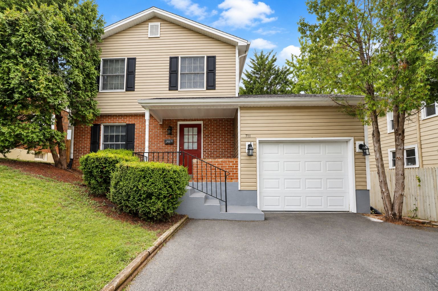 Listing Photos real estate portfolio image 7